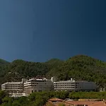 Kaya Thermal & Convention Üdülőközpont İzmir
