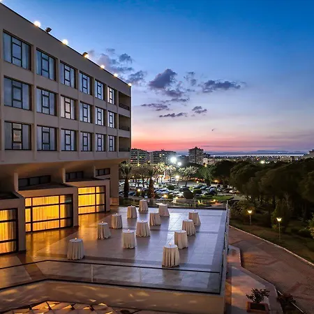 カヤ サーマル ＆ コンベンション イズミル