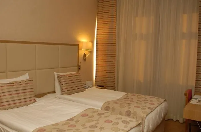 Kaya Thermal & Convention Resort Esmirna