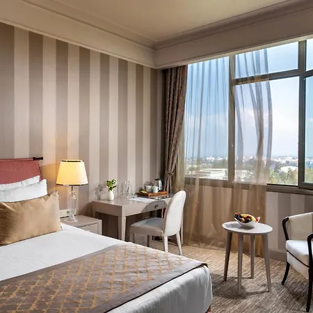 リゾート カヤ サーマル ＆ コンベンション