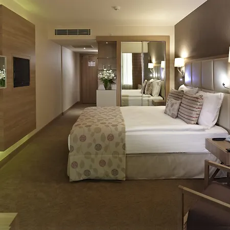 Курортный комплекс Kaya Thermal & Convention 5*